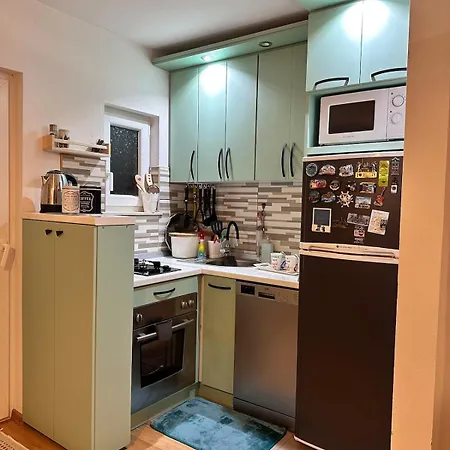 Casa de Férias Cozy Sarajevo City Center Apartment With Private Garden Saraievo