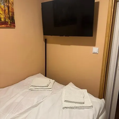 Casa de Férias Cozy Sarajevo City Center Apartment With Private Garden Saraievo
